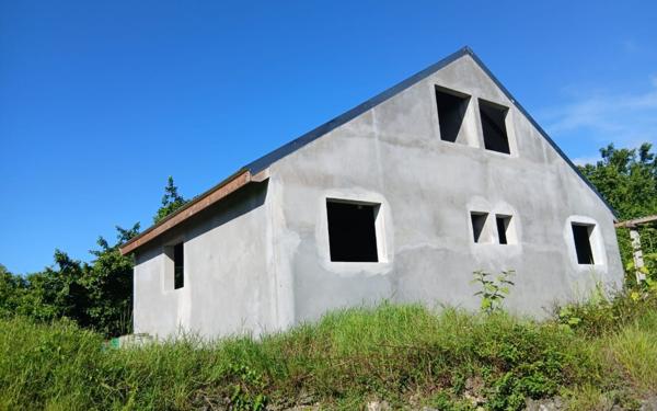 Maison à vendre    4 pièces • 110 m2 Morne-à-l'Eau