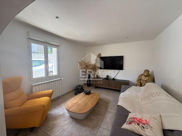 A VENDRE 13360 ROQUEVAIRE MAISON DE TYPE 5 DE 155 M² AVEC STUDIO DE 20 M² INDEPENDANT SUR 850M² DE JARDIN, GARAGE ET PISCINE