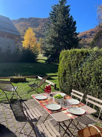 Duplex skis aux pieds, terrasse et jardin plein sud