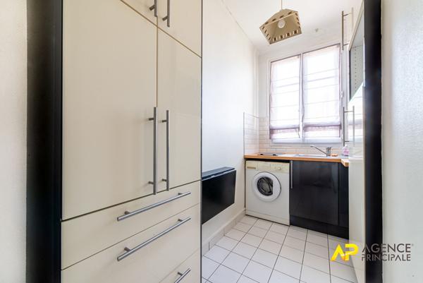 Appartement La Garenne Colombes 2 pièces 35 m2 €262 500 ** - Référence 506CL