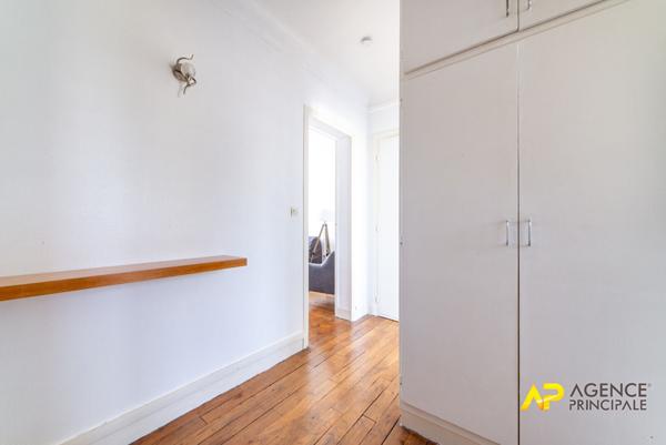 Appartement La Garenne Colombes 2 pièces 35 m2 €262 500 ** - Référence 506CL