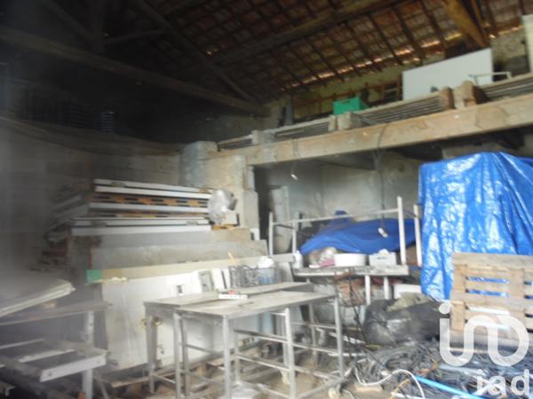 Parking à vendre 173 m² Villelaure