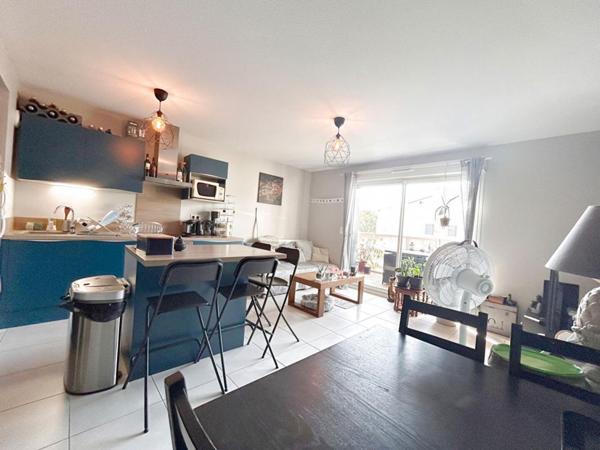 T3 récent au pied du tram avec vue dégagée et grandes chambres