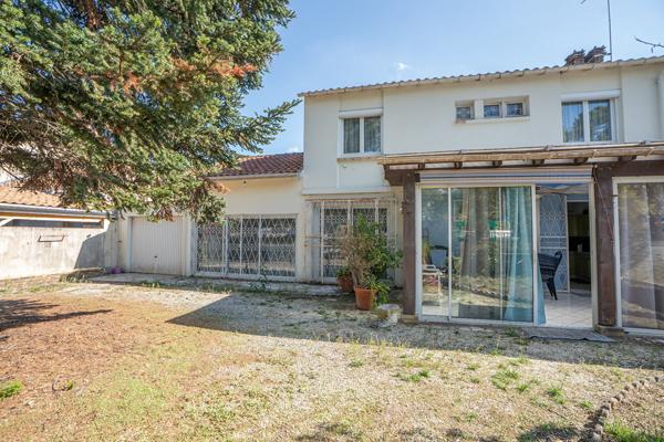 Maison Agréable maison 4 chambres et garage - Fort potentiel - La Boétie 122 m²