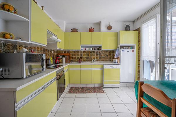 Maison Agréable maison 4 chambres et garage - Fort potentiel - La Boétie 122 m²