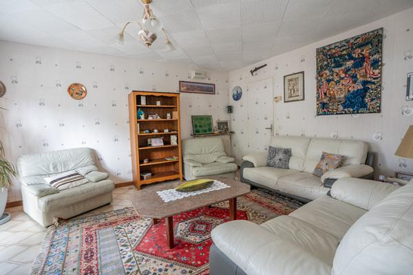 Maison Agréable maison 4 chambres et garage - Fort potentiel - La Boétie 122 m²