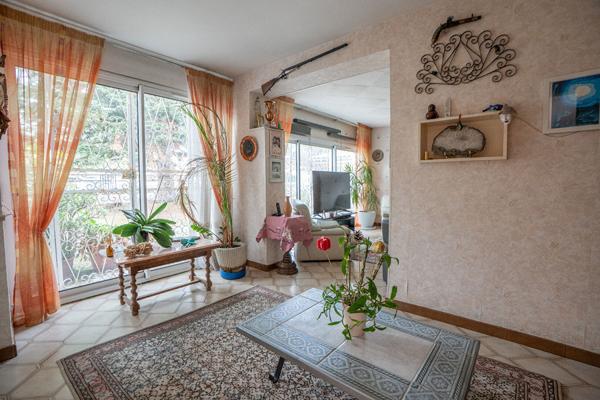 Maison Agréable maison 4 chambres et garage - Fort potentiel - La Boétie 122 m²