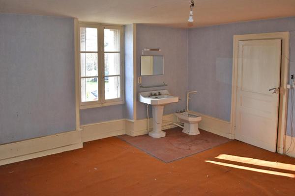 Maison en pierre à rénover - Salignac Eyvignes 6 pièce(s) 92 m2