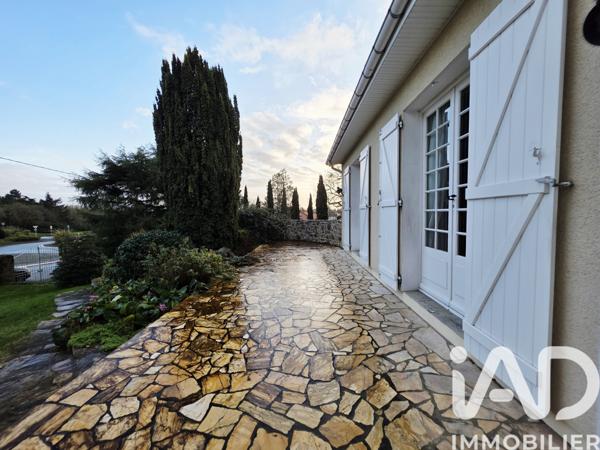 Maison à vendre 6 pièces 117 m² Châtillon-sur-Thouet