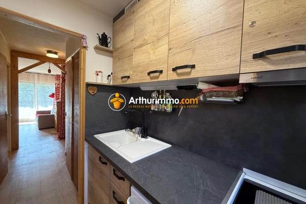 Vente                                                      Appartement
                        
                     2 pièces                      33 m2                     à Molines-en-Queyras