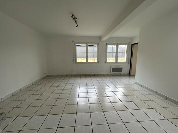 Local Professionnel/Particulier 52m² 3 pièces , Gouesnou