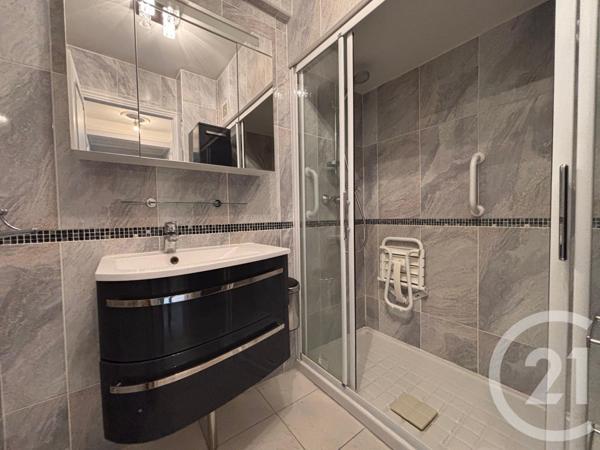 Appartement F4 à vendre  3 pièces - 79,37 m2 LE CANNET - 06