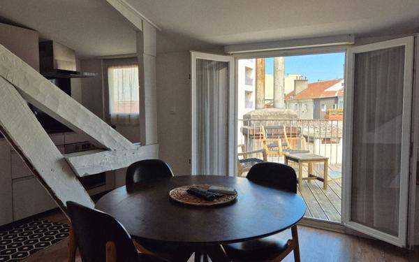 Appartement à vendre    1 pièce • 30 m2 Pau