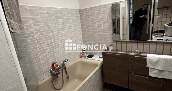 À vendre Appartement 4 pièces 110 m² - Marseille 13003