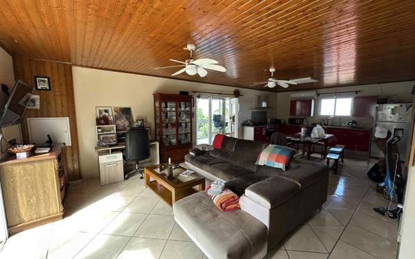 Maison à vendre    4 pièces •  Saint-Joseph