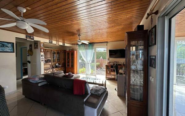 Maison à vendre    4 pièces •  Saint-Joseph