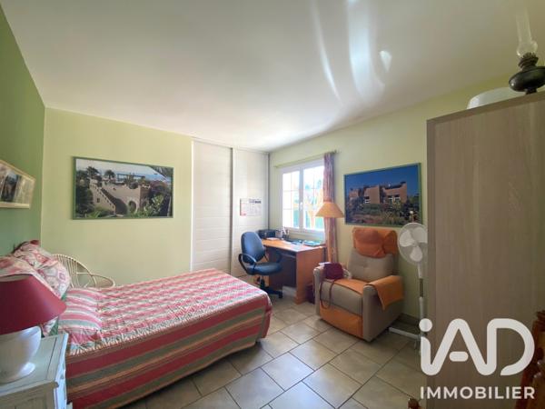 Maison à vendre 7 pièces 183 m² L'Isle-sur-la-Sorgue