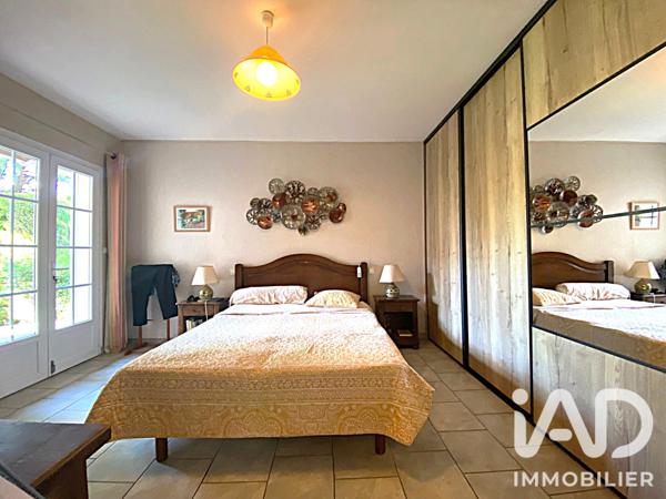 Maison à vendre 7 pièces 183 m² L'Isle-sur-la-Sorgue