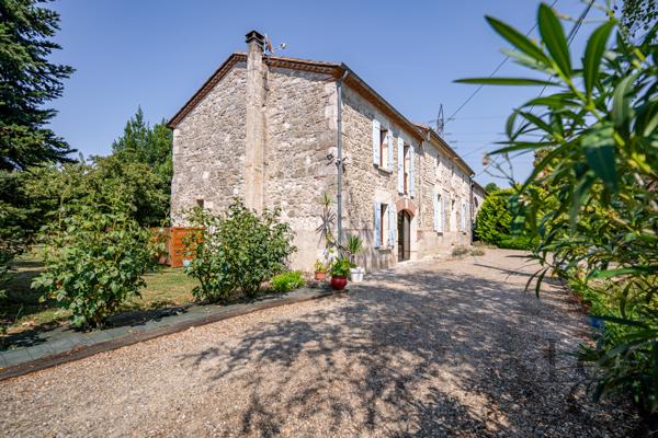 Agréable maison en pierre avec séchoir à Lafitte-sur-Lot (Lot-et-Garonne, 47)
