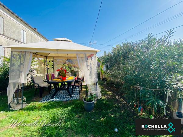 SAINT SAVINIEN BELLE MAISON CHARENTAISE