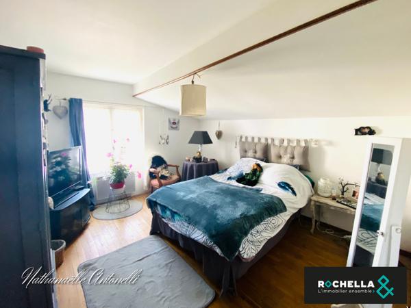 SAINT SAVINIEN BELLE MAISON CHARENTAISE