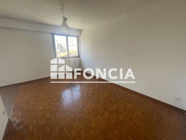 Location Studio 29.31 m² - 60 RUE JEAN MARTIN Marseille 13005