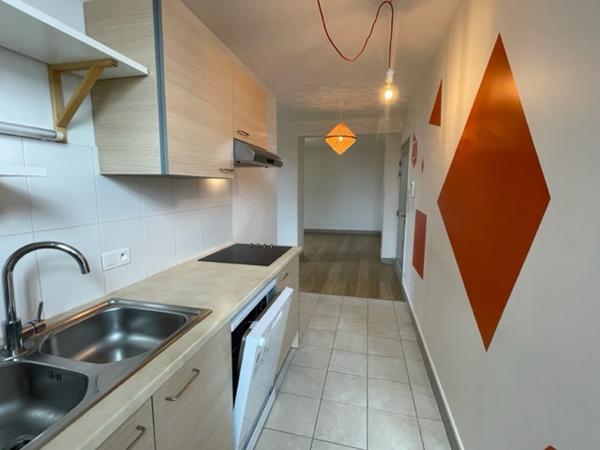 Appartement T2 Duplex dans Bâtisse Historique - Saintes Rive Gauche, Cœur de Ville Saintes (17100)