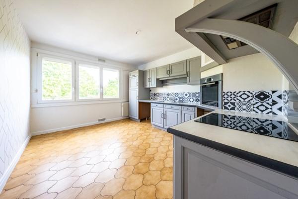 Appartement à vendre 4 pièces QUETIGNY (21)