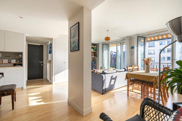 Appartement familial lumineux avec balcon à 3 minutes du RER A Fontenay-sous-Bois