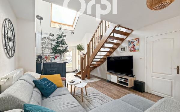 Maison à vendre    4 pièces • 76 m2 Estrées-Saint-Denis