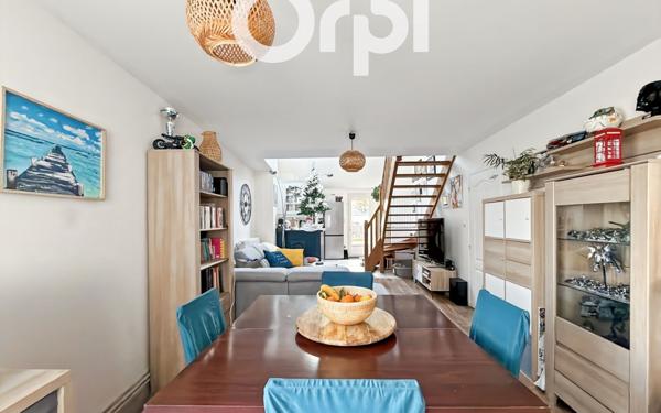 Maison à vendre    4 pièces • 76 m2 Estrées-Saint-Denis