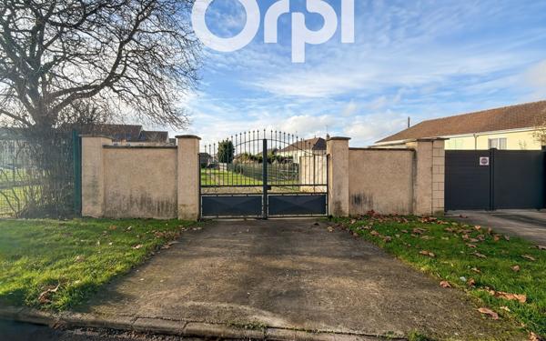 Maison à vendre    4 pièces • 76 m2 Estrées-Saint-Denis