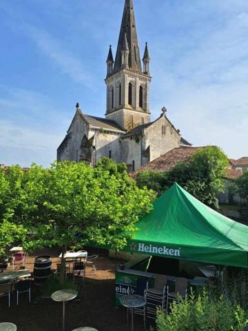 Bar, Tabac, Restaurant, Epicerie à proximité de RIBERAC (24)