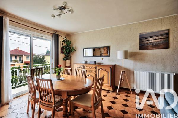 Maison à vendre 5 pièces 145 m² Meyzieu