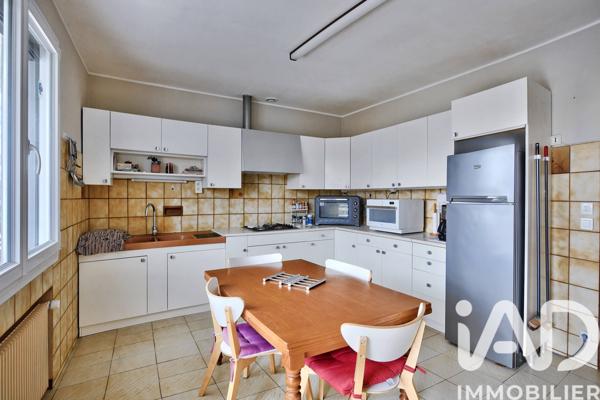 Maison à vendre 5 pièces 145 m² Meyzieu