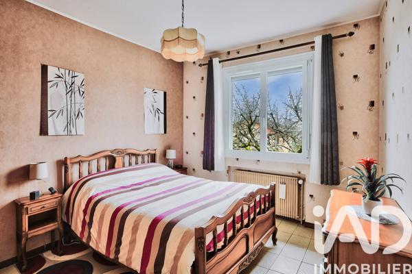 Maison à vendre 5 pièces 145 m² Meyzieu