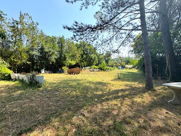 Terrain 1270 m2