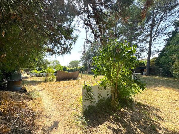 Terrain 1270 m2