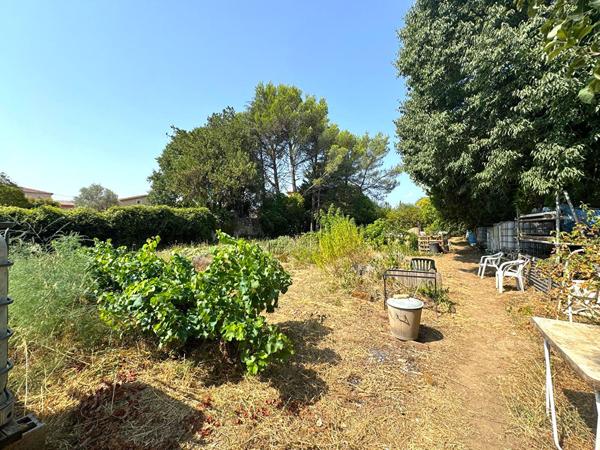 Terrain 1270 m2