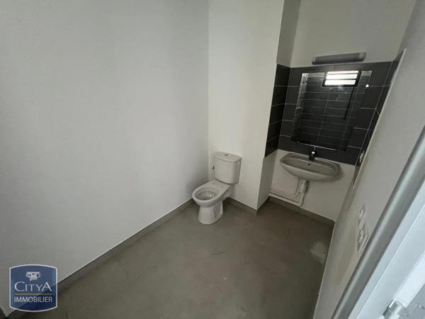 Appartement à louer 1 pièce 41.34m² Le Tampon (97430)