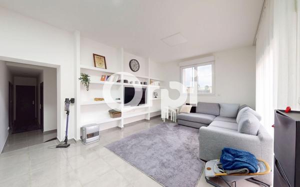 Maison à vendre    8 pièces • 200 m2 Bron