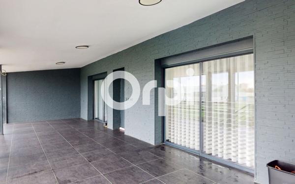 Maison à vendre    8 pièces • 200 m2 Bron