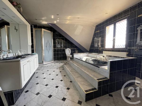 Maison à vendre  8 pièces - 189,39 m2 TREMBLAY EN FRANCE - 93