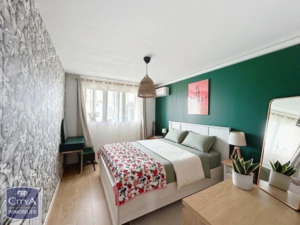 Appartement à vendre 4 pièces 68m² Fréjus (83600)