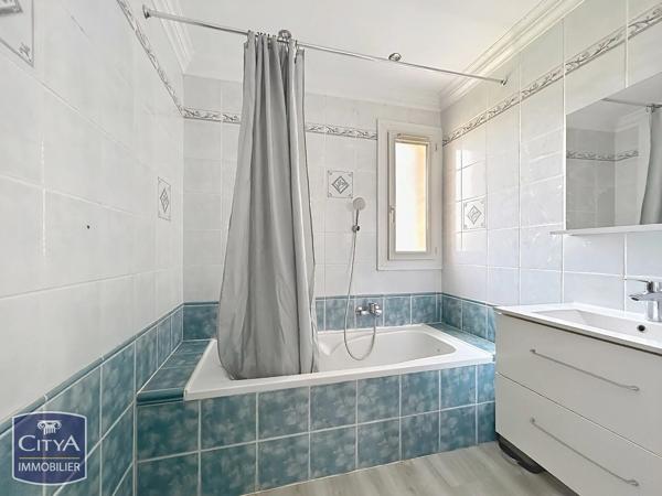 Appartement à vendre 4 pièces 68m² Fréjus (83600)