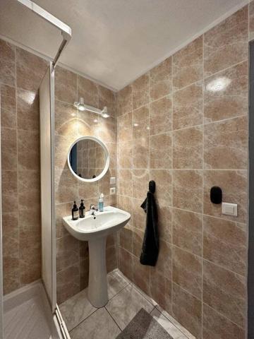 Charmante maison de village avec terrasse tropézienne