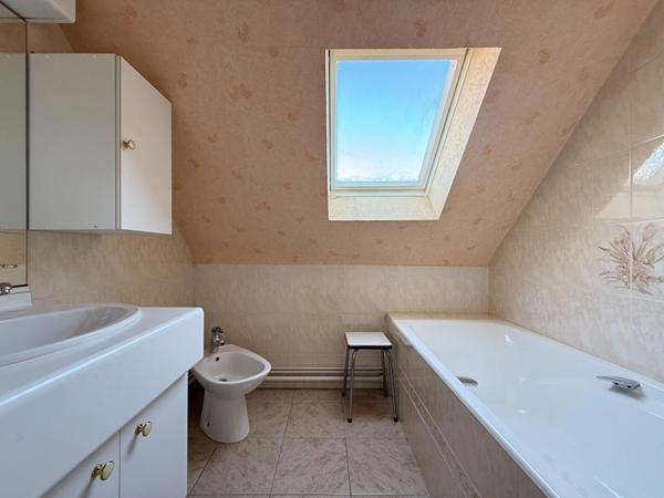 LONGERE 5 MIN ANGERS