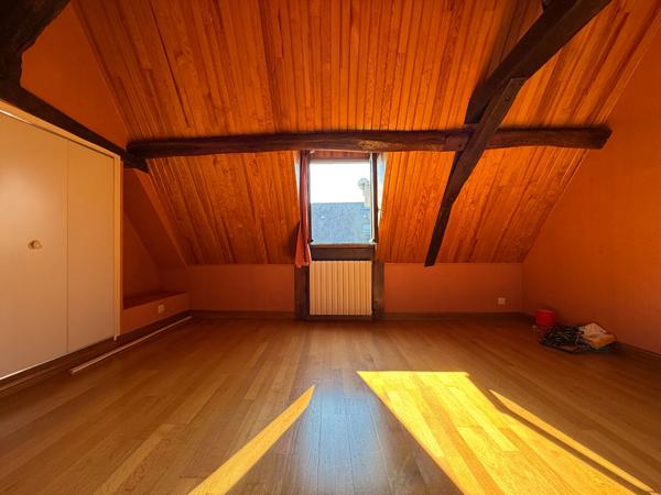 LONGERE 5 MIN ANGERS