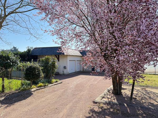 LONGERE 5 MIN ANGERS