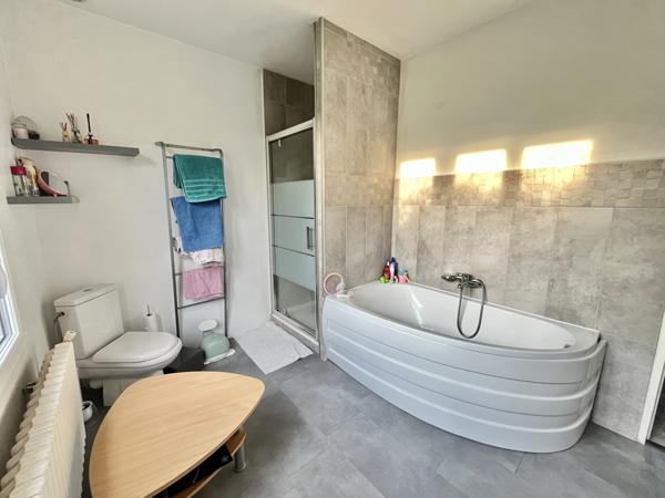 Saint-Augustin (77515) Maison individuelle 4 chambres sur sous-sol total